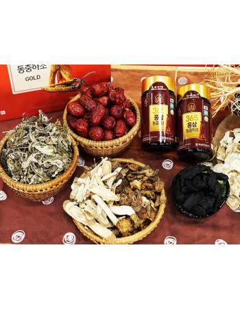 Cao hồng sâm đông trùng hạ thảo Hankwanjang Hộp 2 lọ x 250g